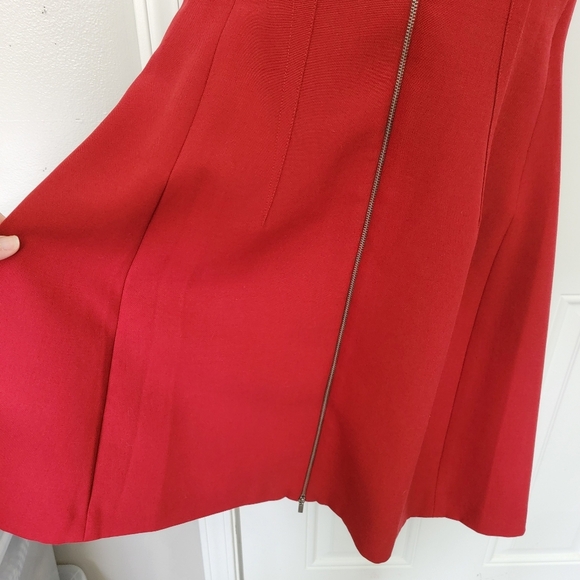 BCBGMAXAZRIA  Guilianna Dress Deep Red Sleeveless Front Zip Racerback Boning 12 - Picture 3 of 11